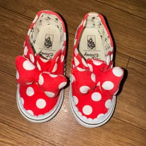Vans Shoes Vans X Disney Authentic Gore Minnie Mouse Bow 8.5 toddler