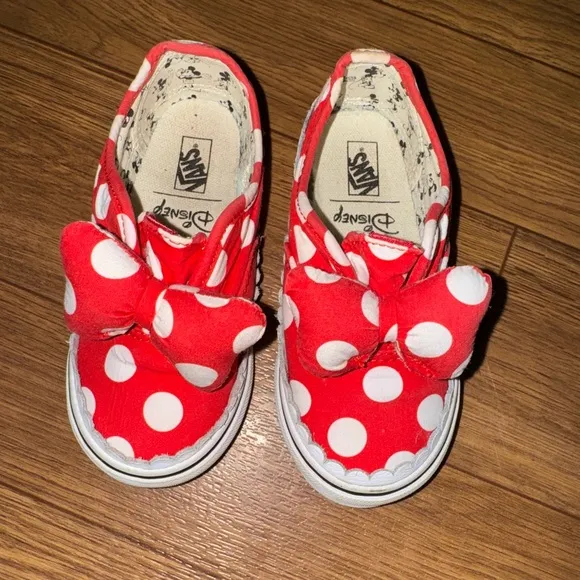 Vans Shoes Vans X Disney Authentic Gore Minnie Mouse Bow 8.5 toddler