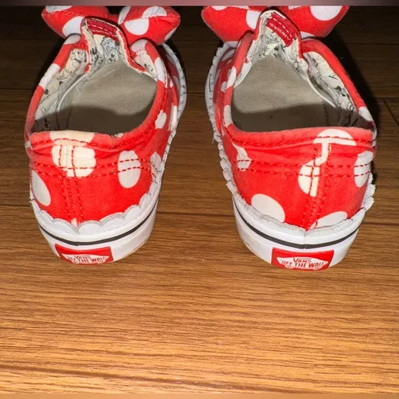 Vans Shoes Vans X Disney Authentic Gore Minnie Mouse Bow 8.5 toddler