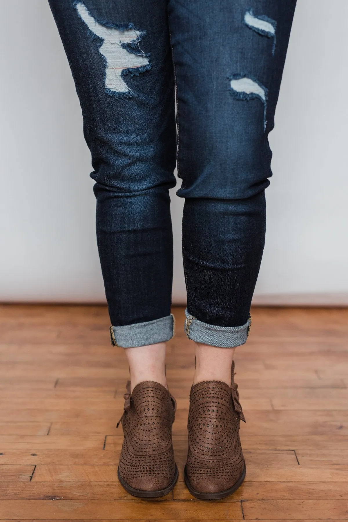 Very G Cici Booties - Tan