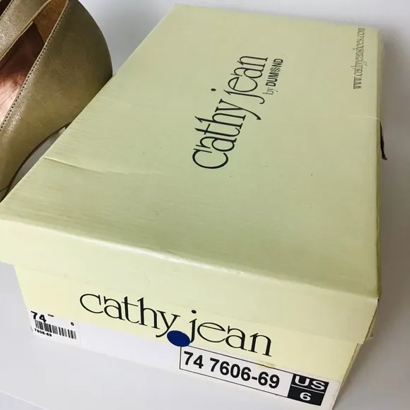 Vintage Cathy Jean Tan Leather Heels