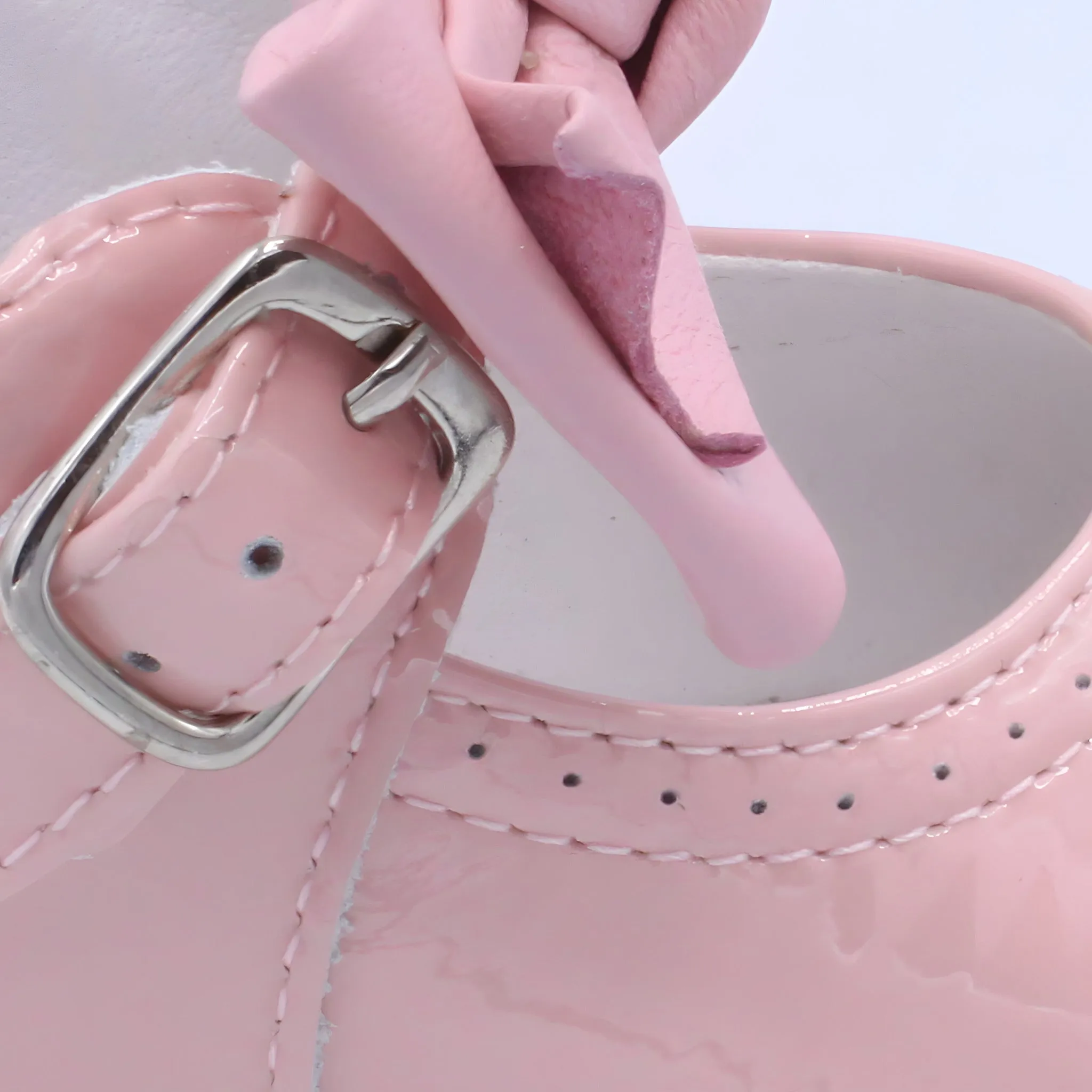 'Vitoria' Girls Pink Patent Bar Shoes